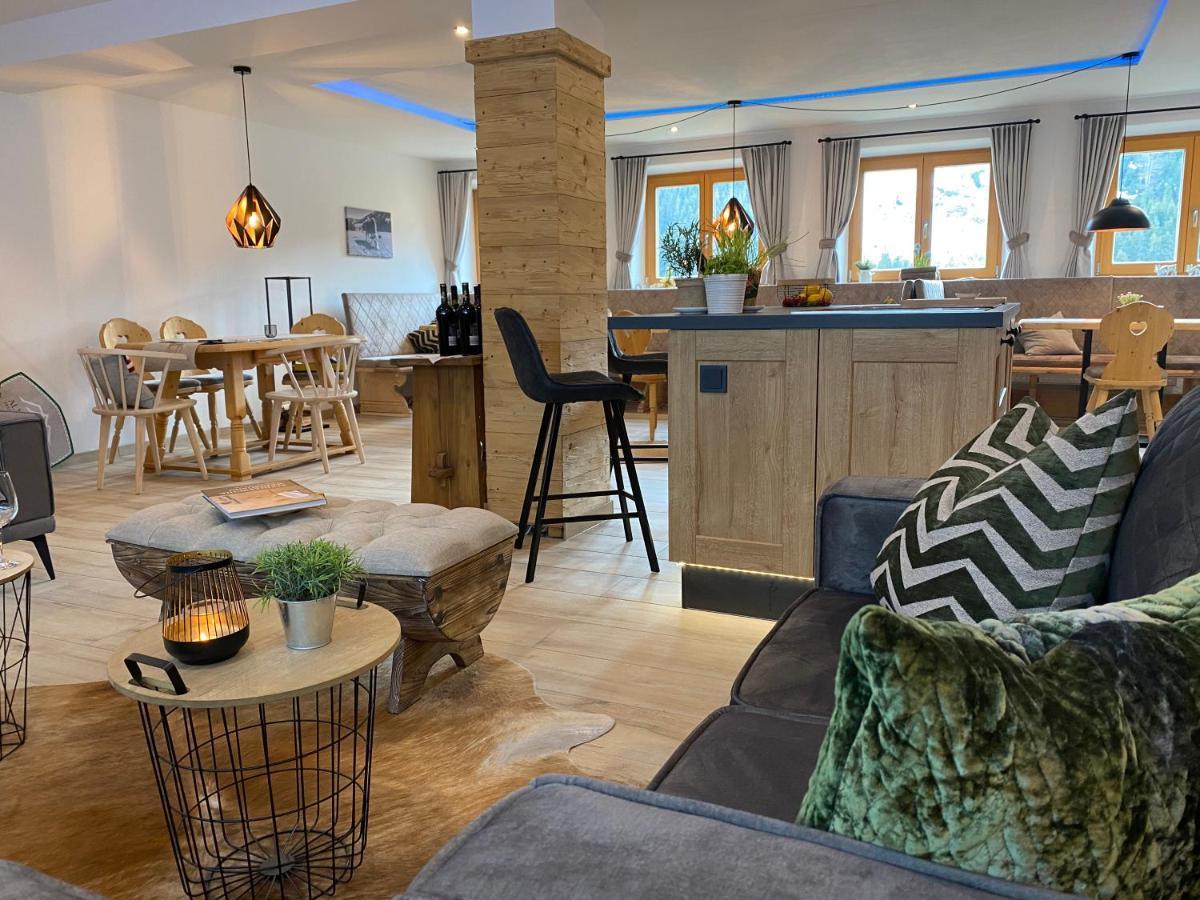 Alm Seasons Premium Chalet & Studios Saalbach-Hinterglemm Dış mekan fotoğraf